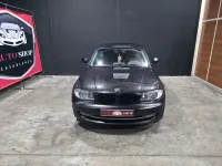 Usado BMW 120 177 CV (130 kW) 2010 Negro Utilitario