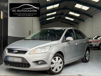 Usado Ford Focus Trend 109 CV (80 kW) 2009 Gris / plata Berlina