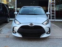 Usado Mazda 2 Center-Line 116 HP (85 kW) 2023 Cinzento Sedan