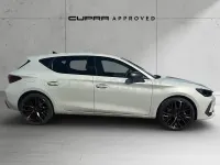 Usado Cupra Leon 150 CV (110 kW) 2024 Gris / plata Berlina