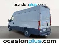 Usado Iveco 35.12 116 CV (85 kW) 2017 Blanco Van