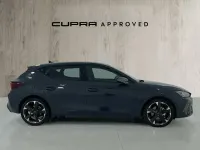 Używany Cupra Leon 150 KM (110 kW) 2025 Niebieski Sedan/Limuzyna