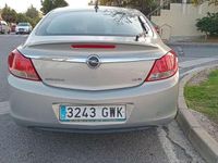 Usado Opel Insignia Cosmo 131 CV (96 kW) 2010 Beige Berlina