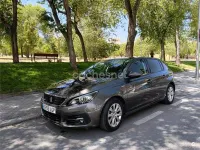 Usado Peugeot 308 Active 110 CV (80 kW) 2020 Negro Berlina