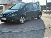 Usado Seat Altea Reference 105 CV (77 kW) 2012 Negro Monovolumen