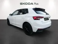 Usado Skoda Fabia Selection 95 CV (69 kW) 2025 Blanco Utilitario
