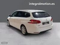 Usado Peugeot 308 SW Style 130 CV (95 kW) 2020 Blanco Familiar