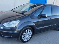 Usado Ford S-MAX Trend 145 CV (106 kW) 2007 Gris / plata Monovolumen