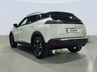 Usado Peugeot 2008 Allure 101 CV (74 kW) 2022 Blanco SUV