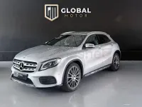 Usado Mercedes GLA220 177 CV (130 kW) 2019 Gris / plata SUV