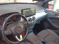 Usado Mercedes B180 109 CV (80 kW) 2016 Rojo Monovolumen