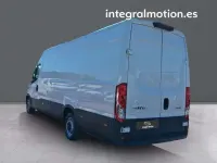 Usado Iveco Daily 156 CV (114 kW) 2023 Blanco Van