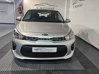 Usado Kia Rio 77 HP (56 kW) 2018 Cinzento Sedan