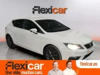 Usado Seat Leon Style 130 CV (95 kW) 2018 Blanco