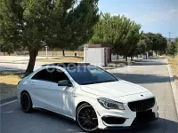 Usado Mercedes CLA45 AMG AMG 360 CV (264 kW) 2015 Blanco Coupe