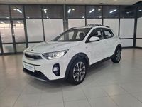 Usado Kia Stonic 100 HP (73 kW) 2020 Branco SUV
