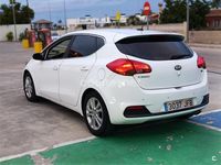 Usado Kia Ceed GT 90 HP (66 kW) 2015 Branco Sedan