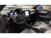 Nuevo Volvo XC40 Core 2025 Gris SUV