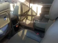 Usado SsangYong Rodius Limited 165 CV (121 kW) 2006 Negro Monovolumen