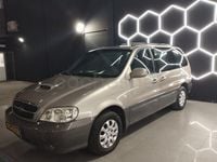 Usado Kia Carnival EX 144 CV (105 kW) 2004 Beige Monovolumen