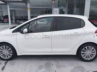 Usado Peugeot 208 Style 82 CV (60 kW) 2018 Blanco Utilitario