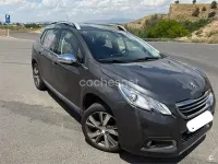 Usado Peugeot 2008 Active 92 CV (67 kW) 2015 Gris / plata SUV