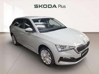 Usado Skoda Scala Selection 95 CV (69 kW) 2024 Gris Utilitario