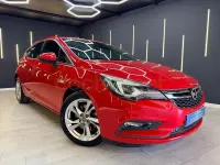Usado Opel Astra Excellence 136 CV (100 kW) 2016 Rojo Berlina