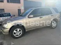 Usado Mercedes ML270 163 CV (119 kW) 2002 Beige SUV