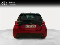 Usado Toyota Yaris Active 115 CV (84 kW) 2025 Rojo Utilitario