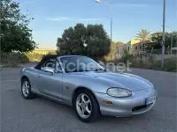 Usado Mazda MX5 131 CV (96 kW) 1999 Gris / plata Descapotable