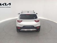 Usado Kia Stonic 101 CV (74 kW) 2024 Gris SUV
