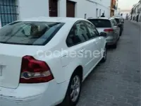 Usado Volvo S40 Kinetic 110 CV (80 kW) 2005 Blanco Berlina