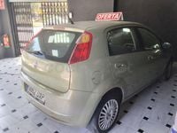 Usado Fiat Punto Dynamic 60 CV (44 kW) 2006 Beige Utilitario