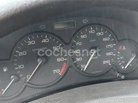Usado Peugeot 206 75 CV (55 kW) 2001 Granate Berlina