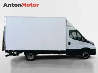Usado Iveco Daily 160 CV (117 kW) 2023 Blanco Berlina
