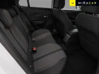 Usado Peugeot 2008 Allure 130 CV (95 kW) 2023 Blanco SUV
