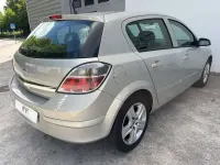Usado Opel Astra Energy 116 CV (85 kW) 2009 Beige Utilitario
