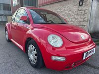 Usado VW New Beetle 90 CV (66 kW) 2000 Rojo Utilitario