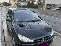 Usado Peugeot 206 70 CV (51 kW) 2006 Negro Berlina