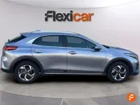 Usado Kia XCeed 120 CV (88 kW) 2023 Gris SUV