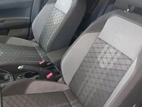 Usado VW Taigo R-line 110 CV (80 kW) 2022 Beig techo negro SUV