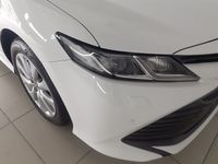 Usado Toyota Camry Business Edition 218 CV (160 kW) 2020 Blanco Berlina