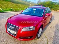 Usado Audi A3 Ambition 105 CV (77 kW) 2010 Granate Utilitario