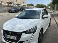 Usado Peugeot 208 Allure 100 CV (73 kW) 2021 Blanco Utilitario