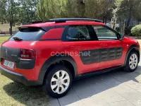 Usado Citroën C4 Feel 82 CV (60 kW) 2017 Rojo Berlina
