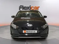 Usado Hyundai i20 101 CV (74 kW) 2024 Negro Utilitario