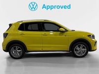 Usado VW T-Cross R-line 116 CV (85 kW) 2024 Amarillo SUV