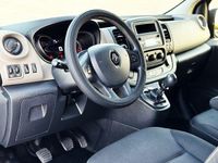 Usado Renault Trafic 125 CV (91 kW) 2018 Gris Monovolumen