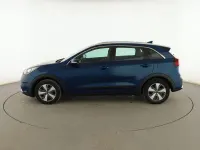 Usado Kia Niro 141 CV (103 kW) 2017 Azul SUV